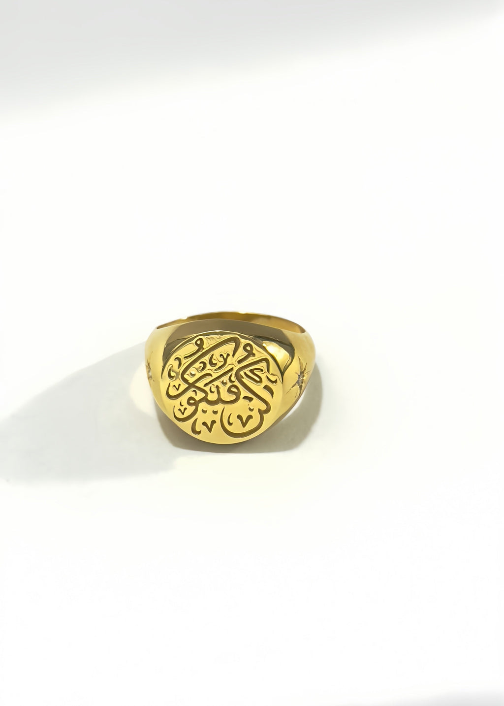 كن فيكون pinky ring