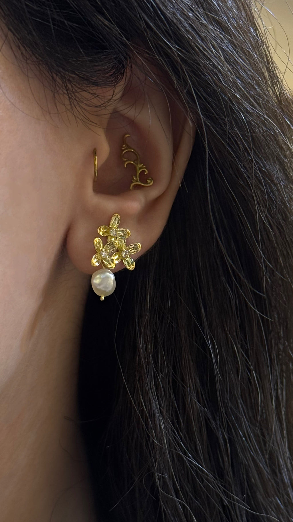 Bahraini Pearl drop earrings