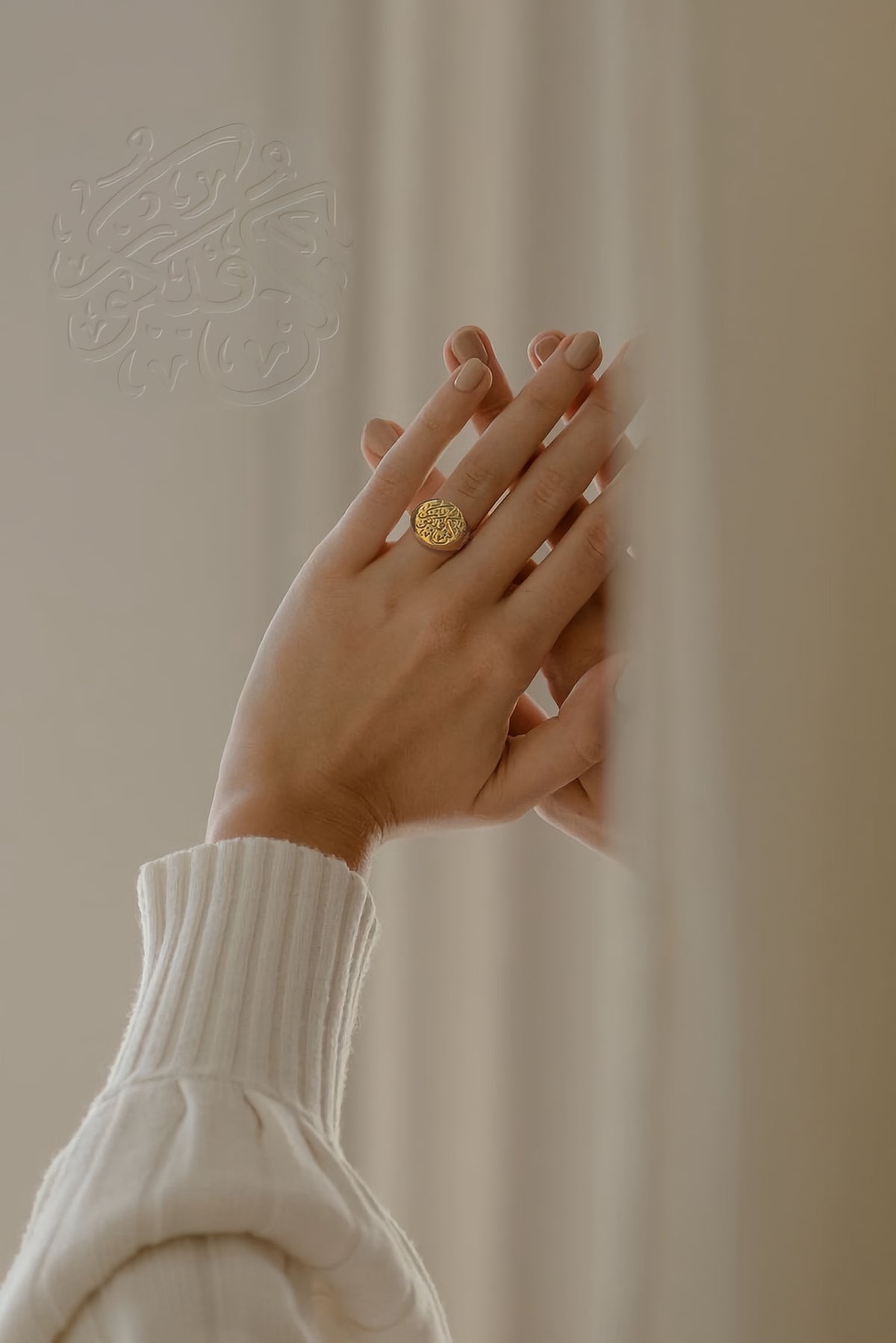 كن فيكون pinky ring