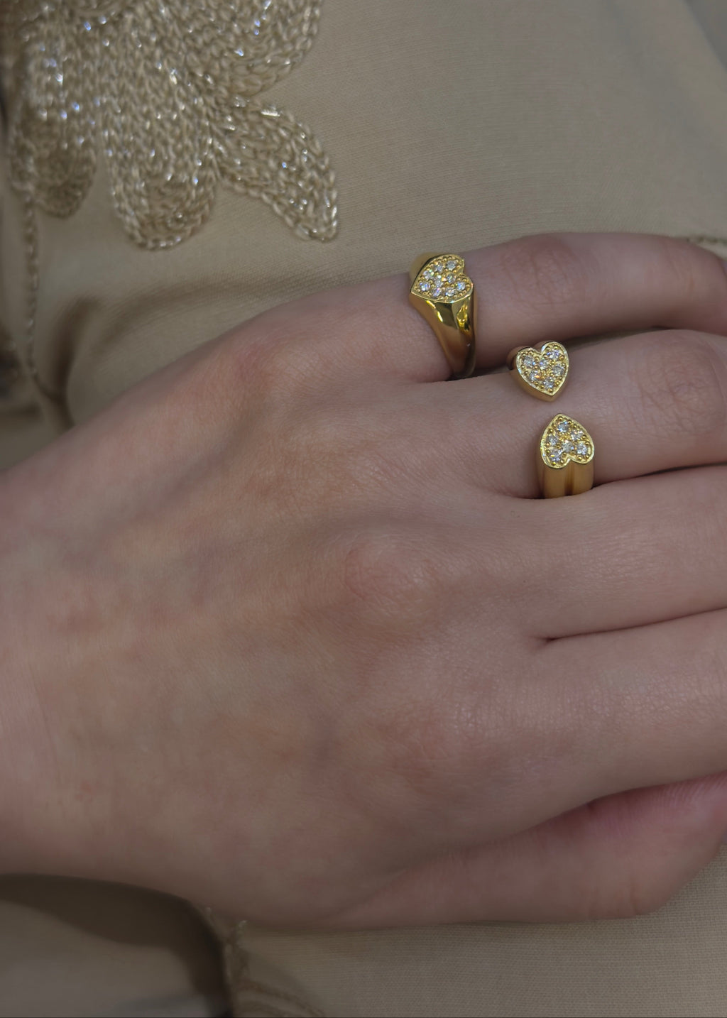 Heart pinky ring