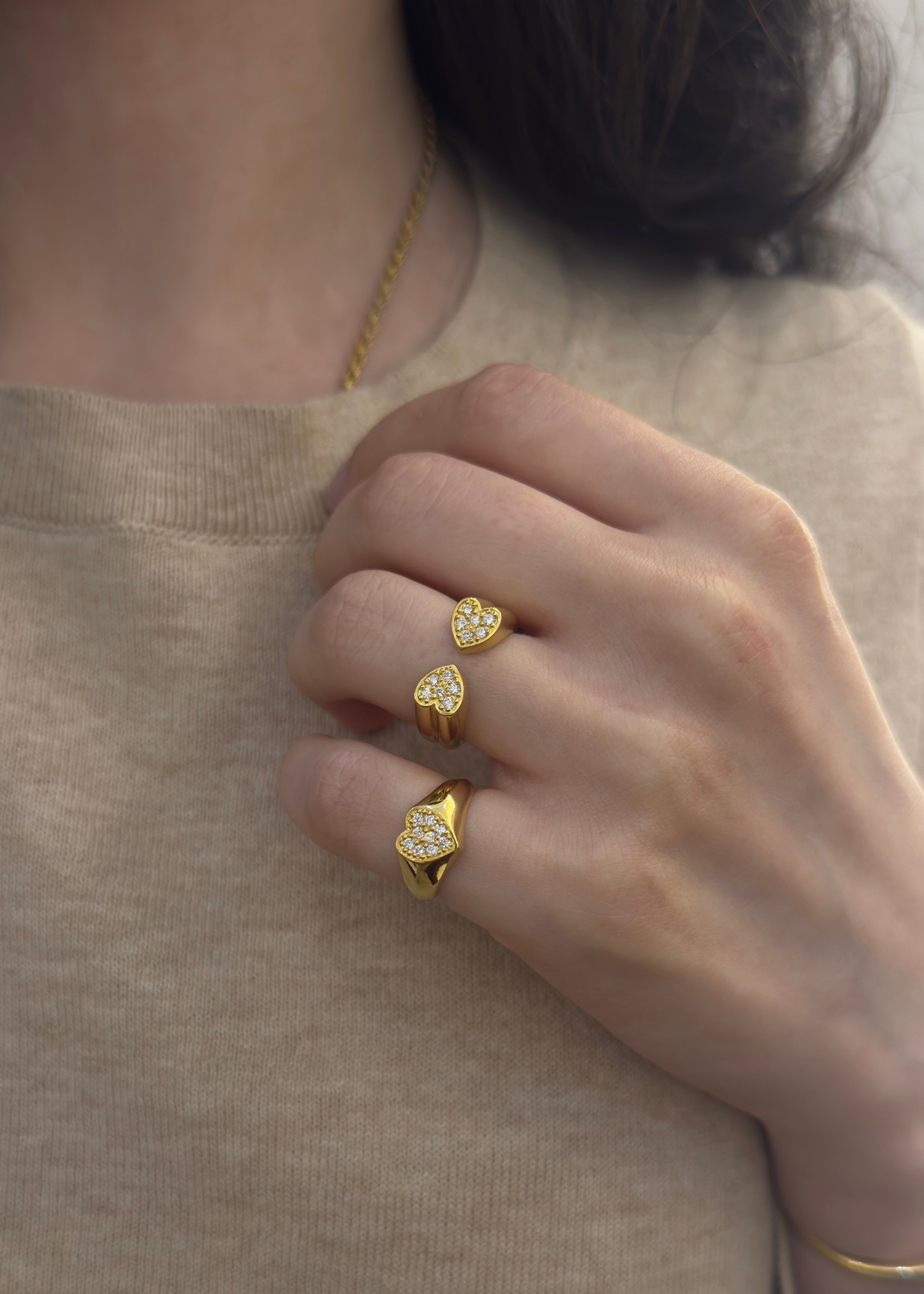 Heart pinky ring