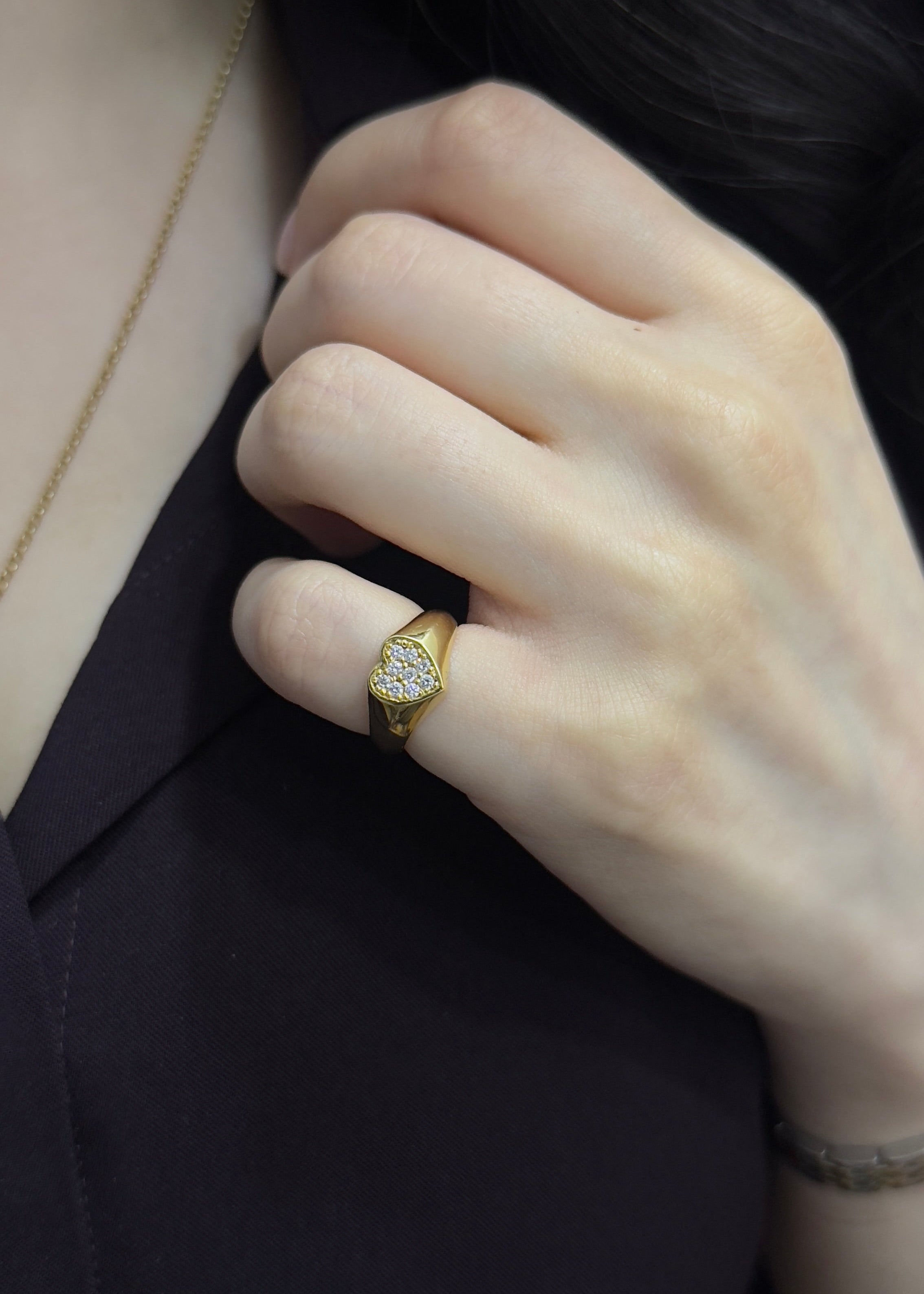 Heart pinky ring