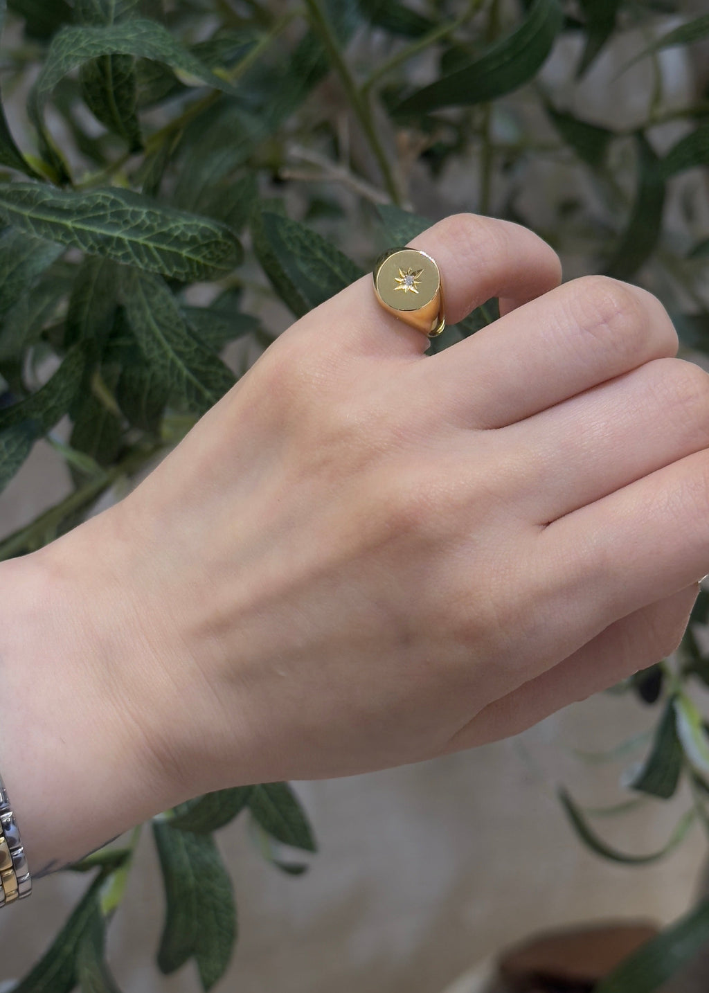 signature star pinky ring