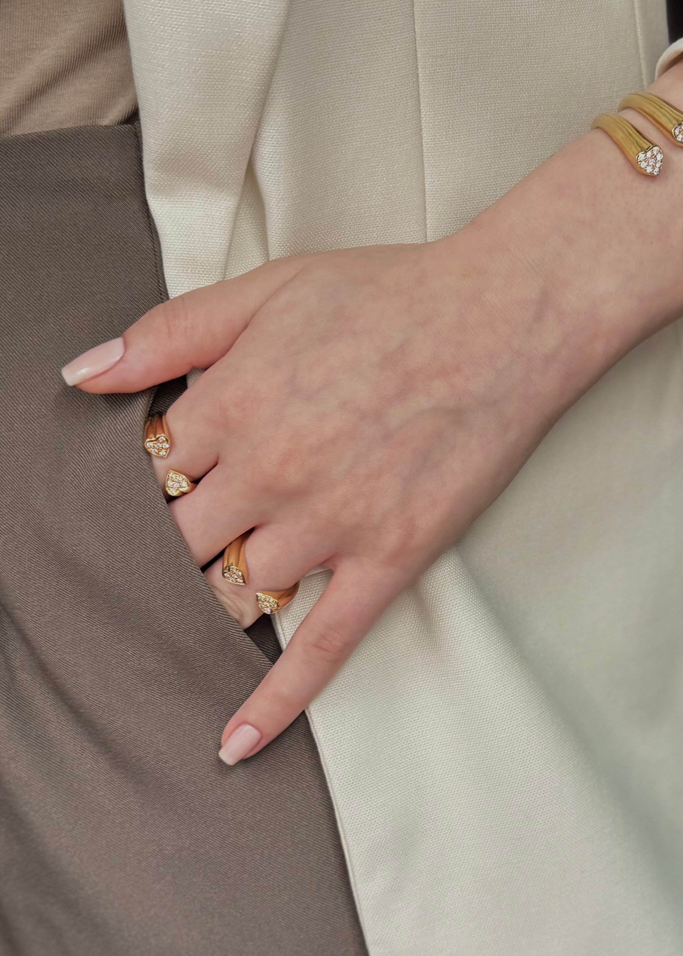 Double heart ring